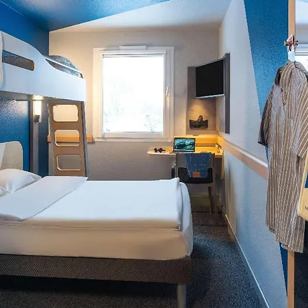 Отель Ibis Budget Hamburg *