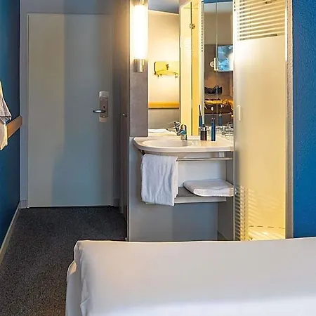 Ibis Budget Hamburg Квикборн